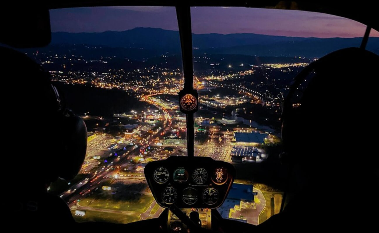 gallery-pigeon-forge-night-flight-tour-01